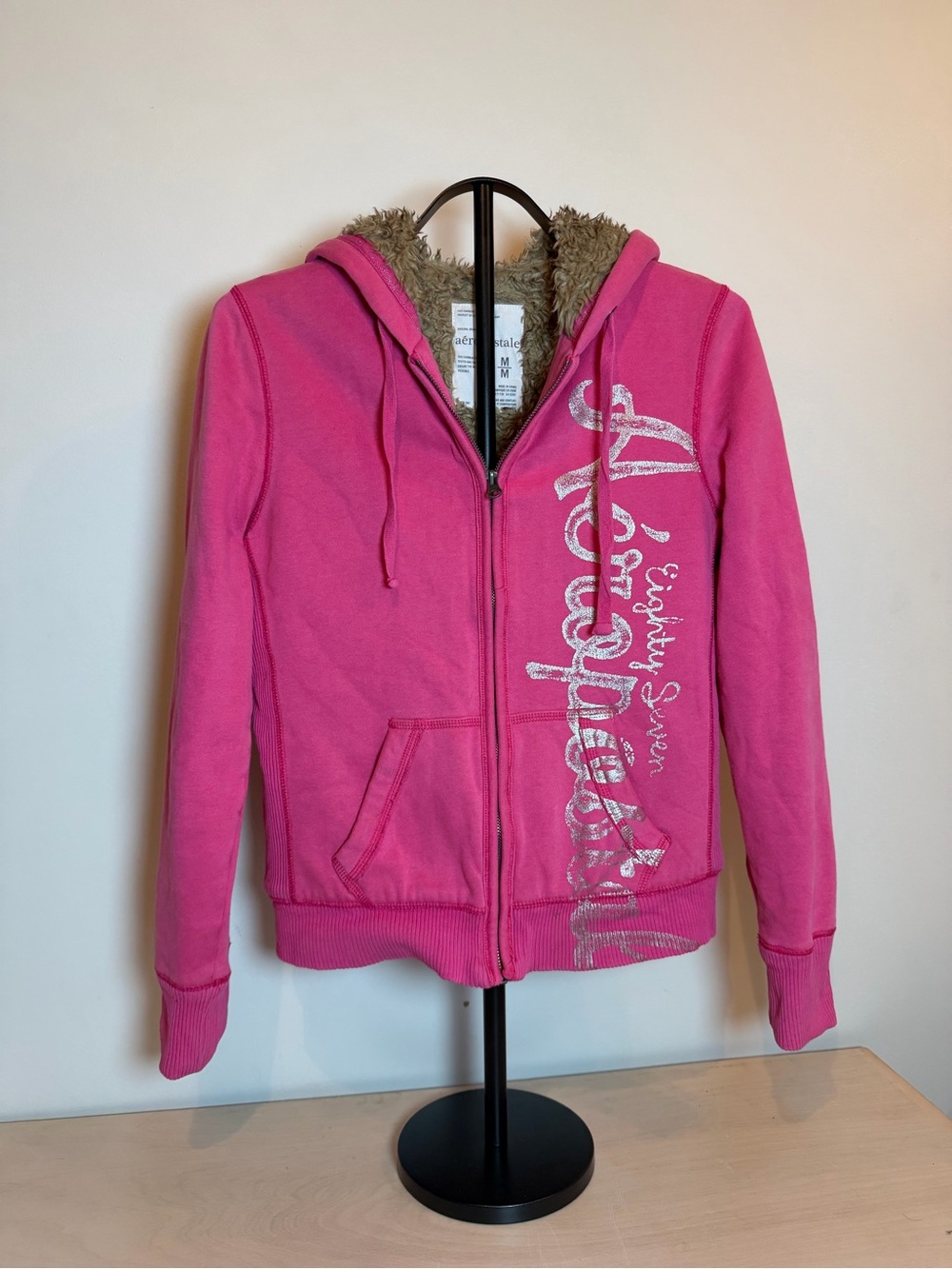 Vintage Y2K Aeropostale Pink Sherpa-Lined fur Zip up Hoodie